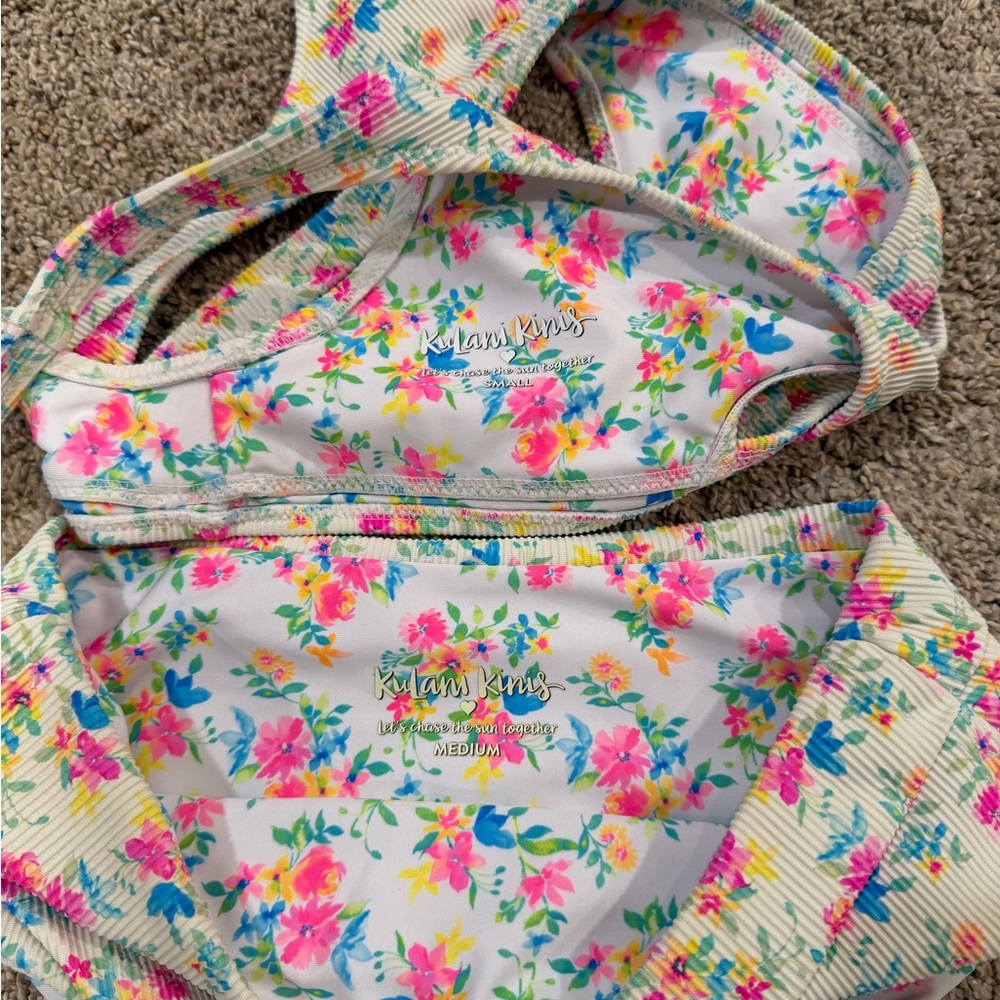 Kulani Kinis Floral Bikini Set - s/m - Picture 3 of 3